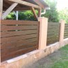 Vörösfenyő fakerítés nagyméretben